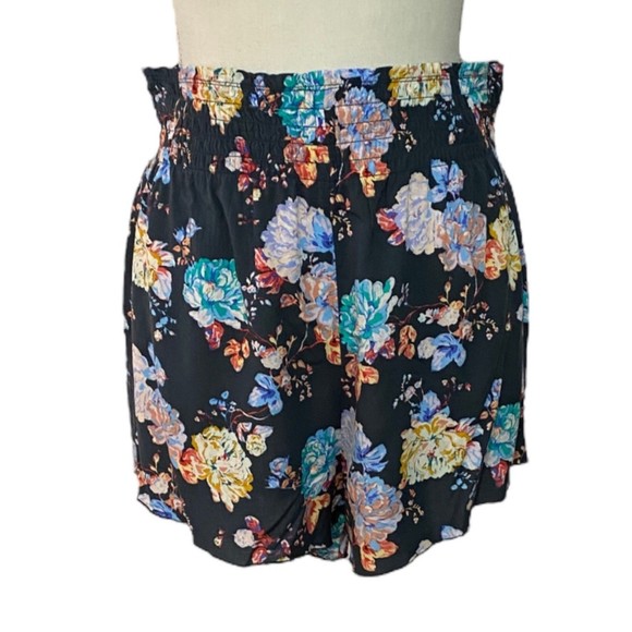 O'Neill Pants - O'Neill "Cove" Shorts Junior's Size M